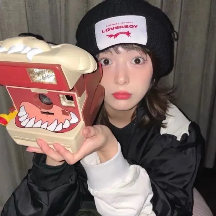 我用一只破碗助暴君平乱