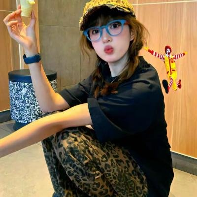 太空英雌芭芭丽娜